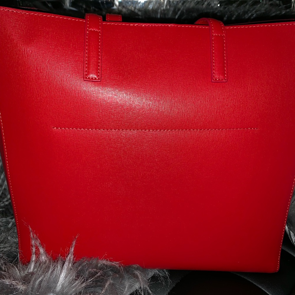 Versace Collection - Picture 2 of 7